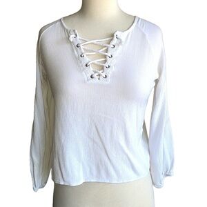 NABEE white v-neck with cross cross ties blouse with scrunch cuffs women’s small